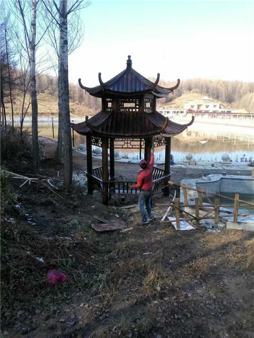 防腐木涼亭